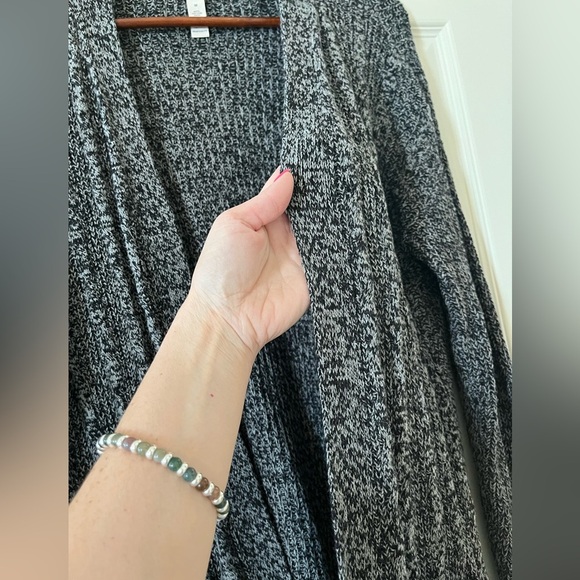 St. John’s Bay Charcoal long Knit Open Cardigan Women’s Size Medium - Picture 5 of 15